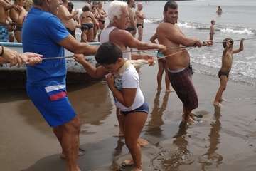 Chinchorro y varada del pescado pasados por agua (Foto TA)
